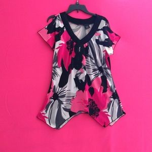 women's New Options attractive top